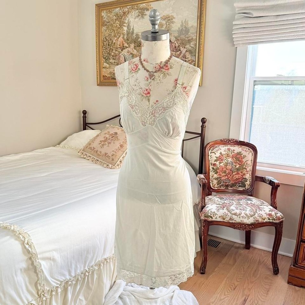 cream lace slip dress 90s lady love cream lace slip dress size 36